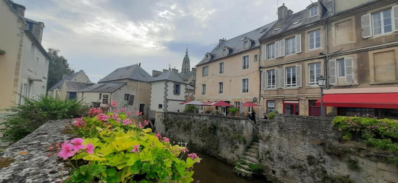 Le P'Tit Croissant Apartment Bayeux Exterior photo